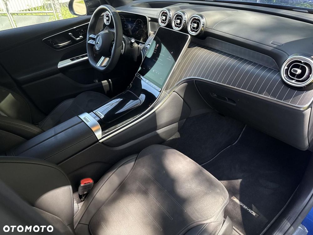 Mercedes-Benz GLC - 22