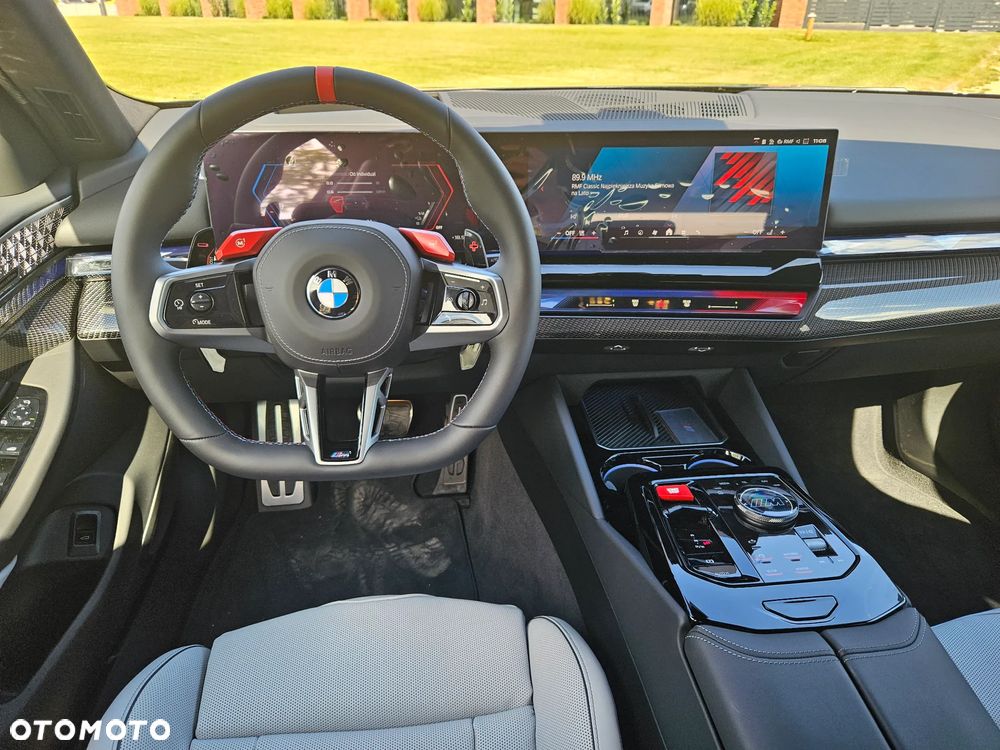 BMW M5 xDrive - 23