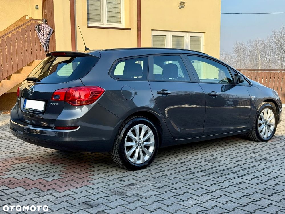 Opel Astra 1.7 CDTI Cosmo - 7
