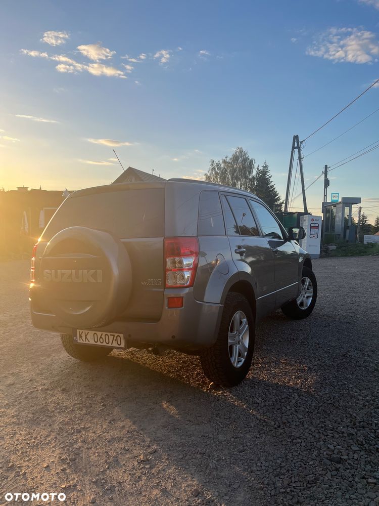 Suzuki Grand Vitara 2.0 Comfort - 4