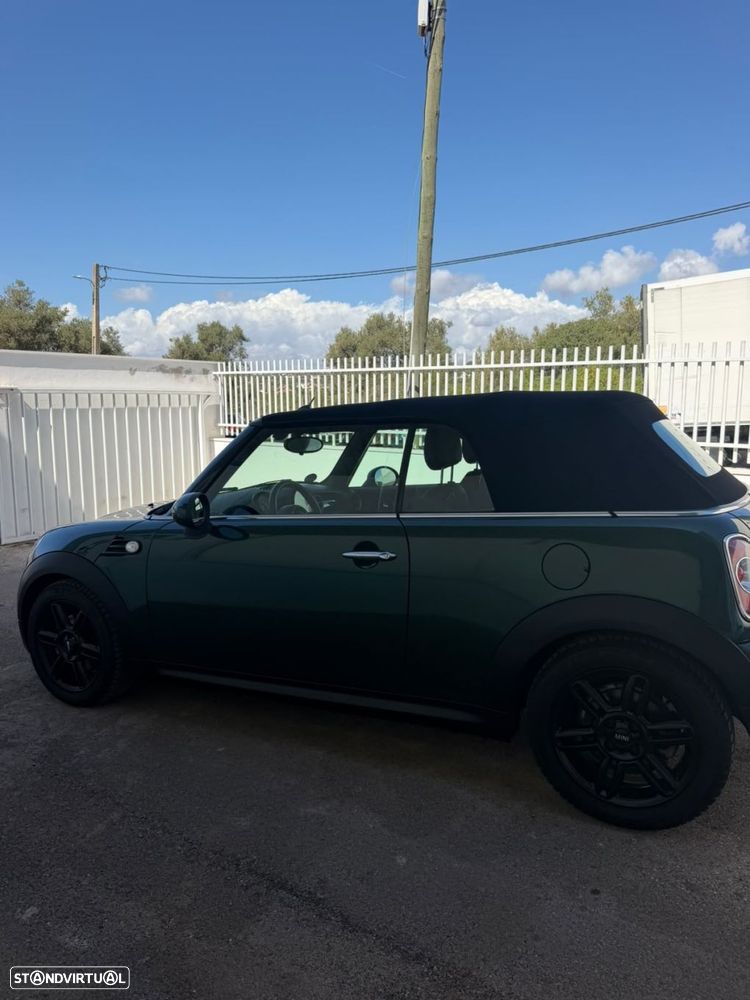 MINI Cabrio Cooper Auto - 5