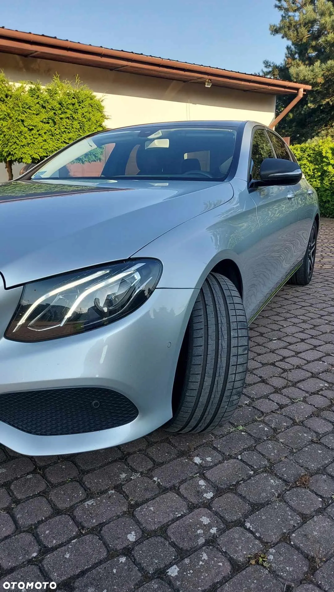 Mercedes-Benz Klasa E 250 9G-TRONIC - 9