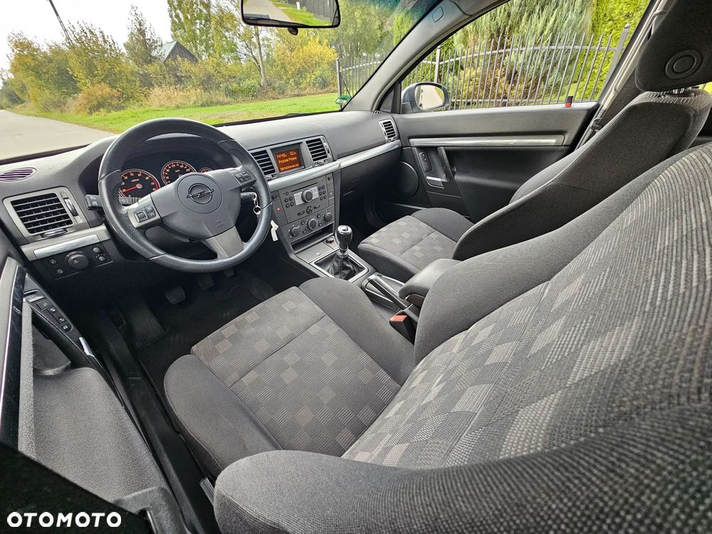 Opel Vectra 1.8 GTS - 8
