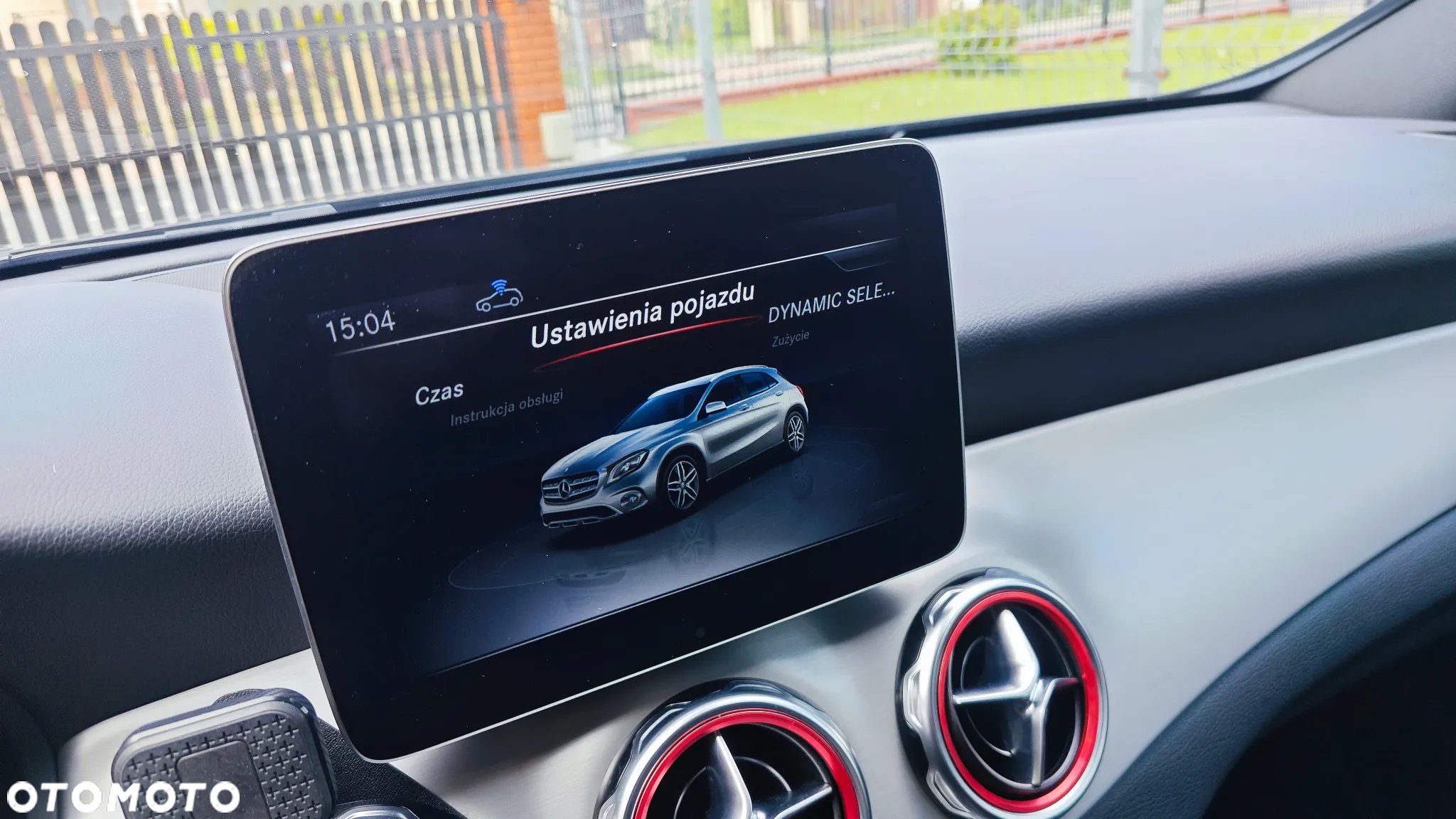 Mercedes-Benz GLA 220 4-Matic Urban - 27