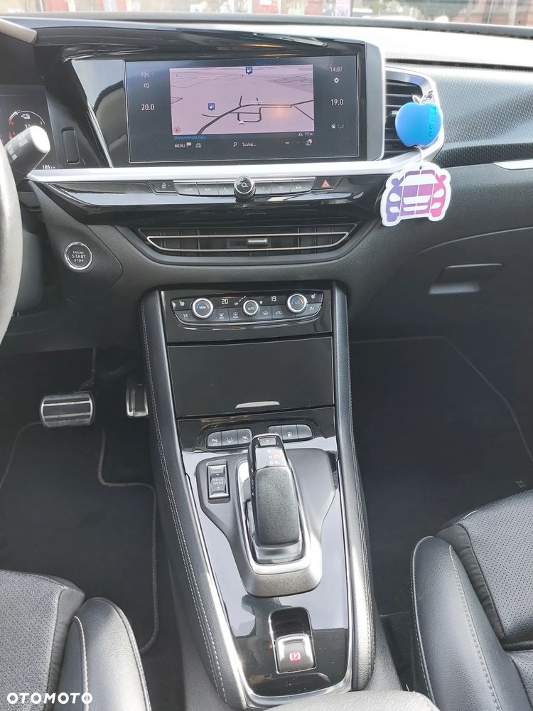 Opel Grandland 1.6 T PHEV Business Elegance - 23