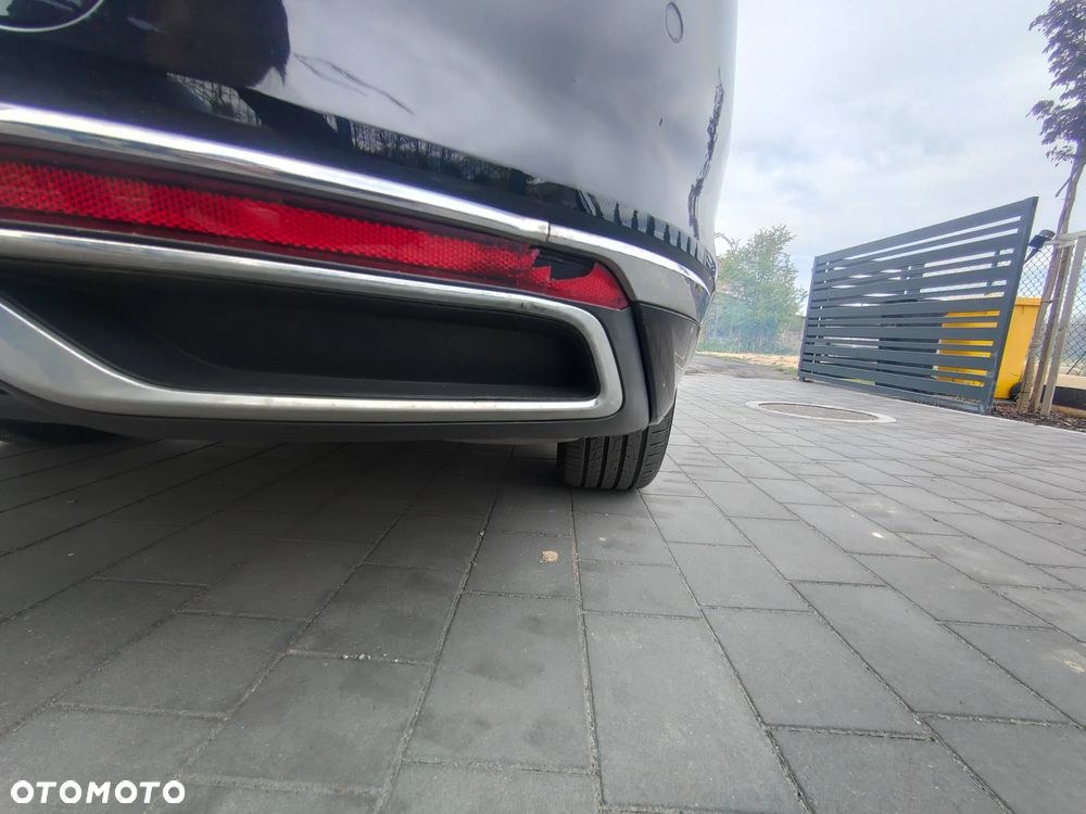 Volkswagen Passat 2.0 TSI OPF DSG Business - 27