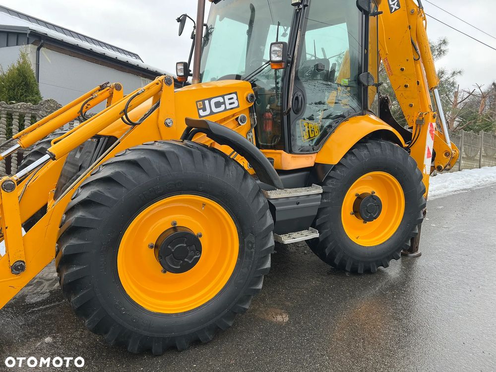 JCB 4CX * Koparko Ładowarka JCB 4 CX * Powershift * Pełna Opcja * Widły * Szczęka * Teleskop * STAN BARDZO DOBRY * - 31