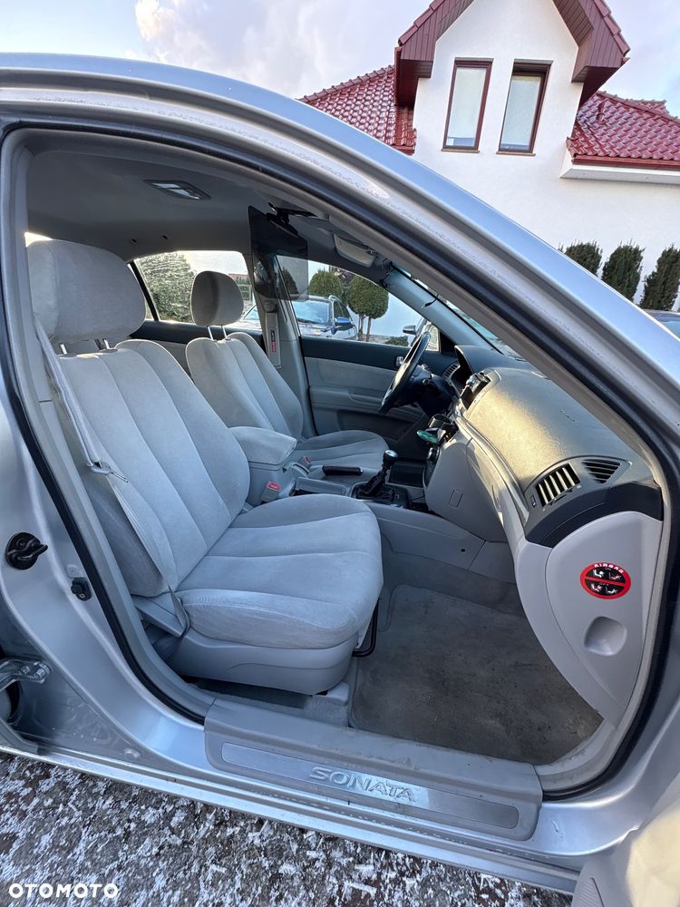 Hyundai Sonata 2.4 GLS - 18