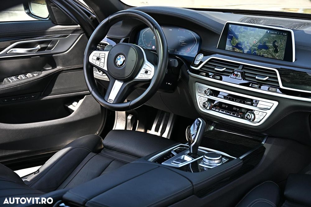 BMW Seria 7 - 16