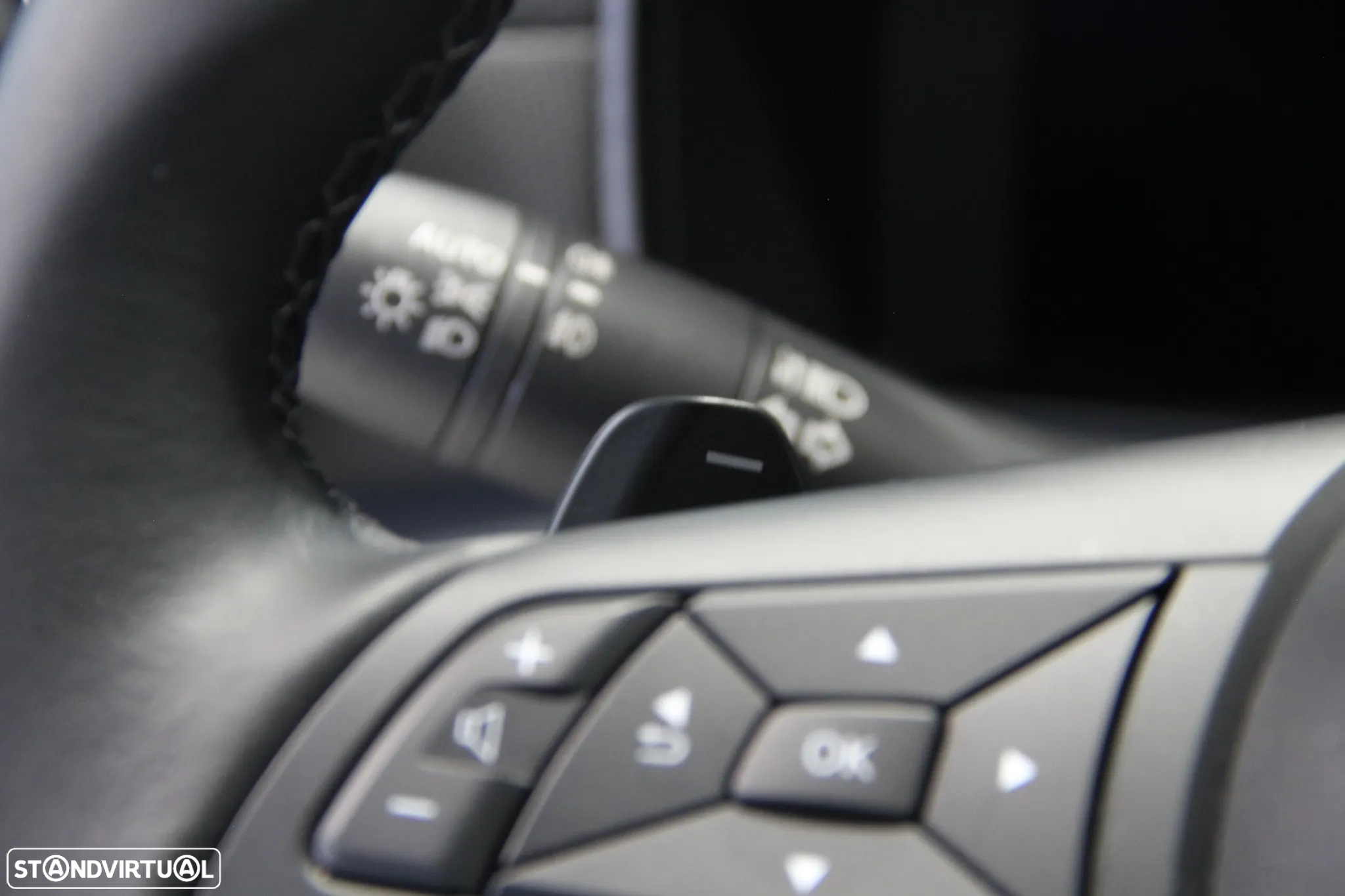 Nissan Juke 1.0 DIG-T N-Connecta NAV. DCT - 12
