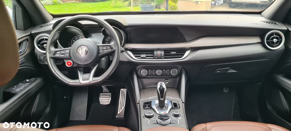 Alfa Romeo Stelvio 2.0 Turbo TI Q4 - 26