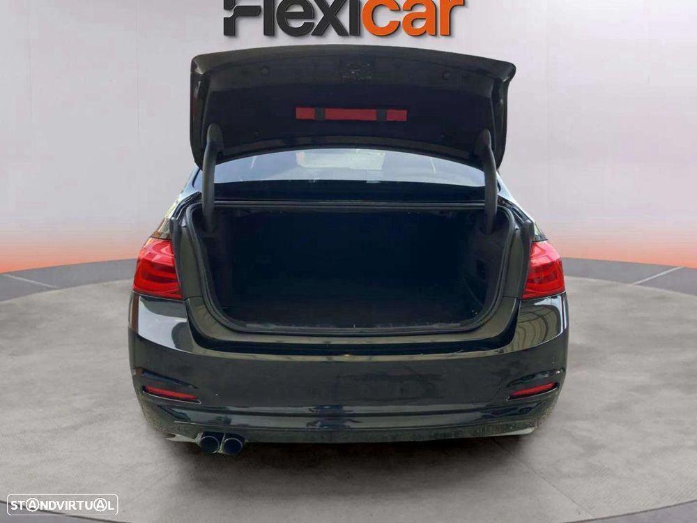 BMW 330 e iPerformance - 9