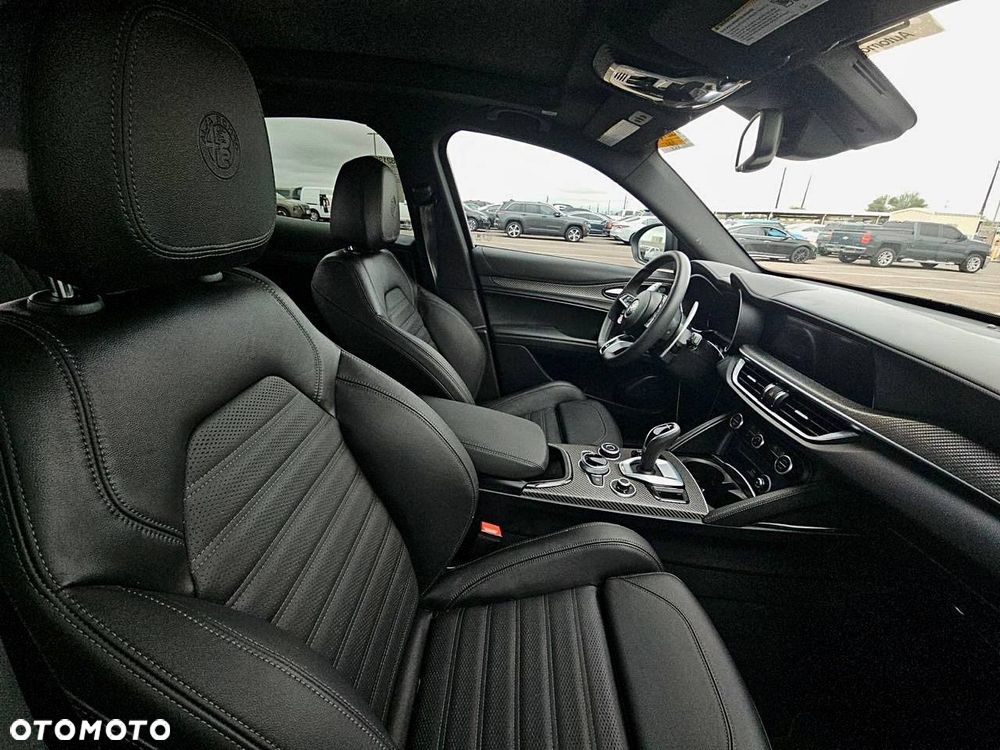 Alfa Romeo Stelvio 2.9 Bi Turbo V6 Quadrifoglio Q4 - 12