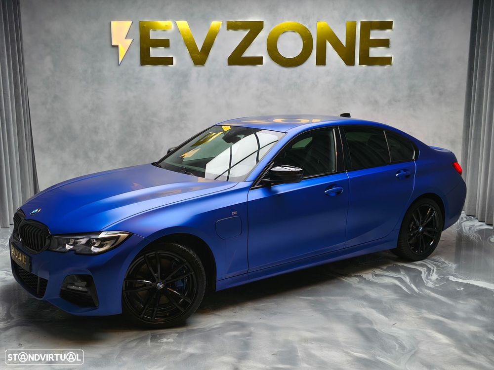 BMW 330 e Pack M Auto - 1