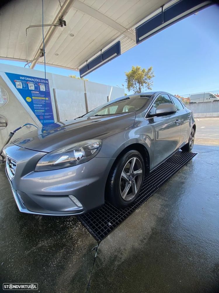 Volvo V40 D4 RDesign - 14