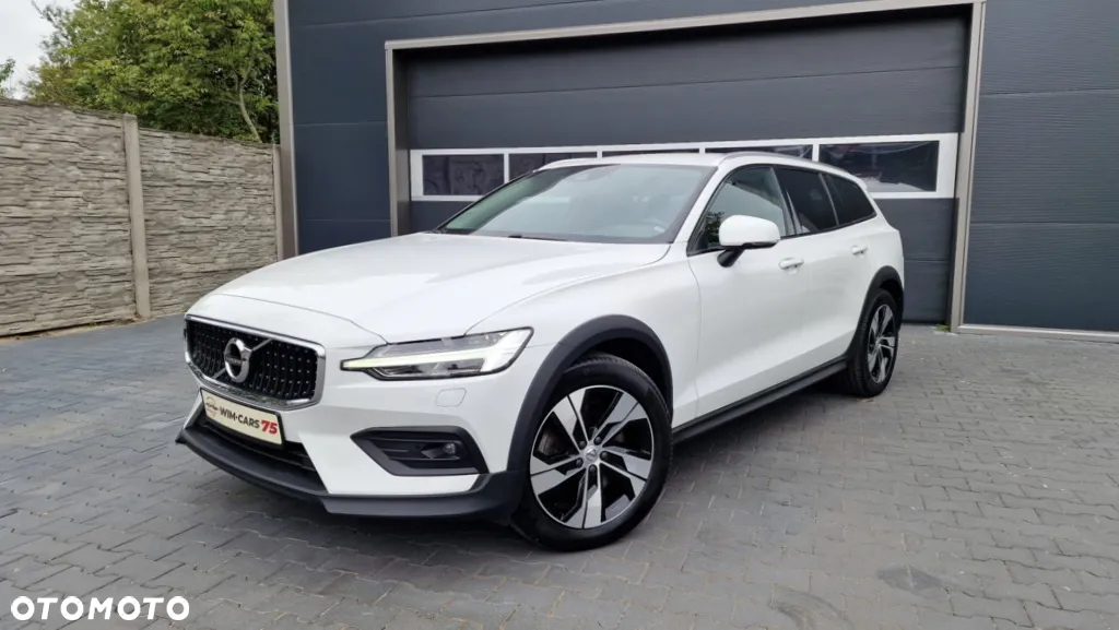 Volvo V60 Cross Country D4 AWD Geartronic - 4