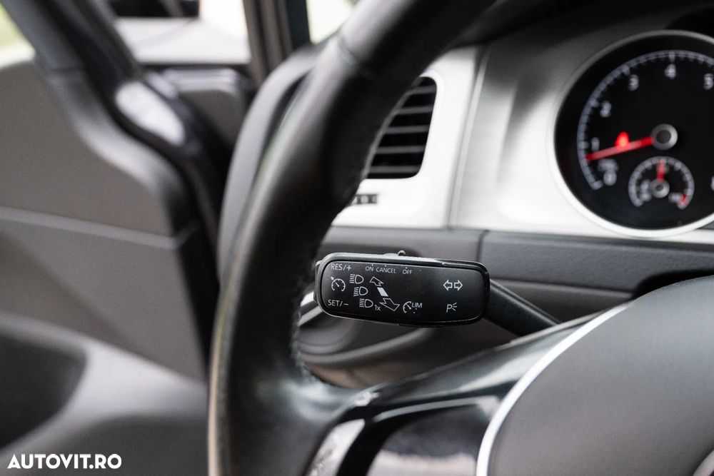 Volkswagen Golf 1.2 TSI BlueMotion Technology Comfortline - 19