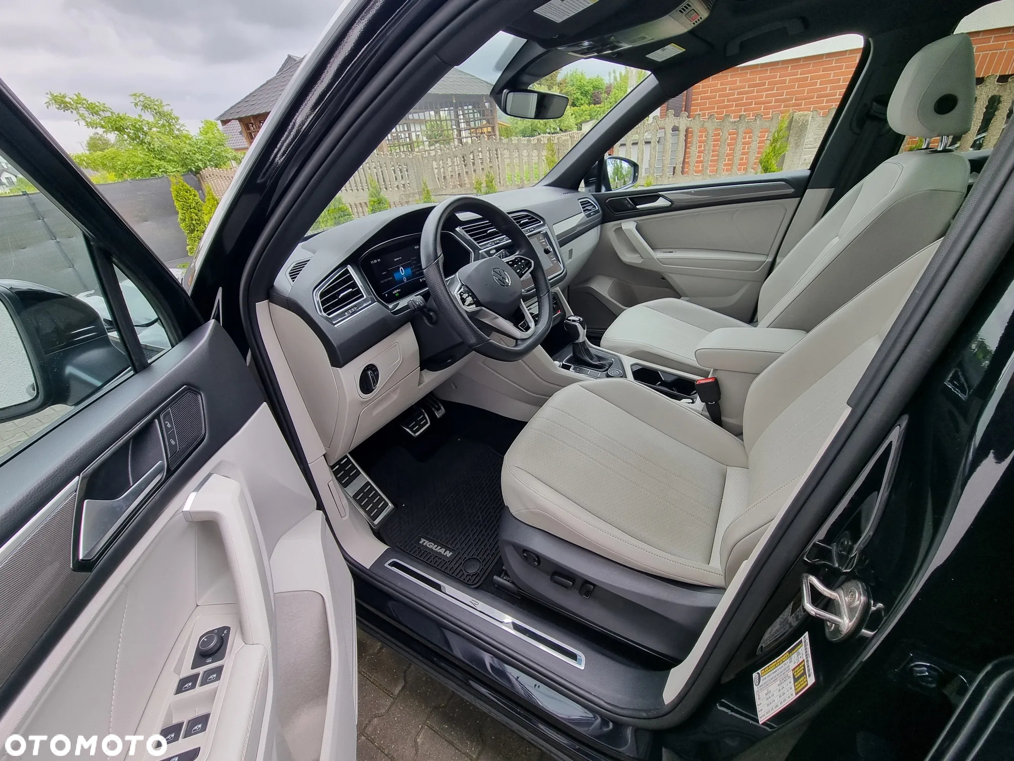Volkswagen Tiguan 2,0 TSI OPF 4Motion DSG R-Line - 24
