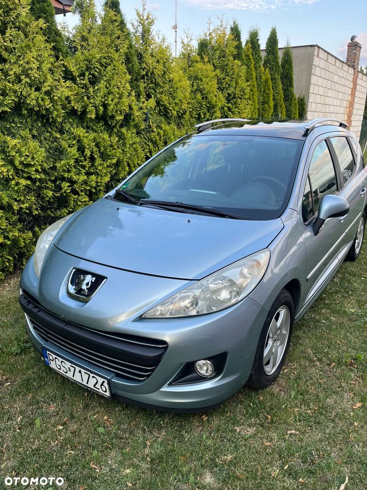 Peugeot 207 1.4 - 7