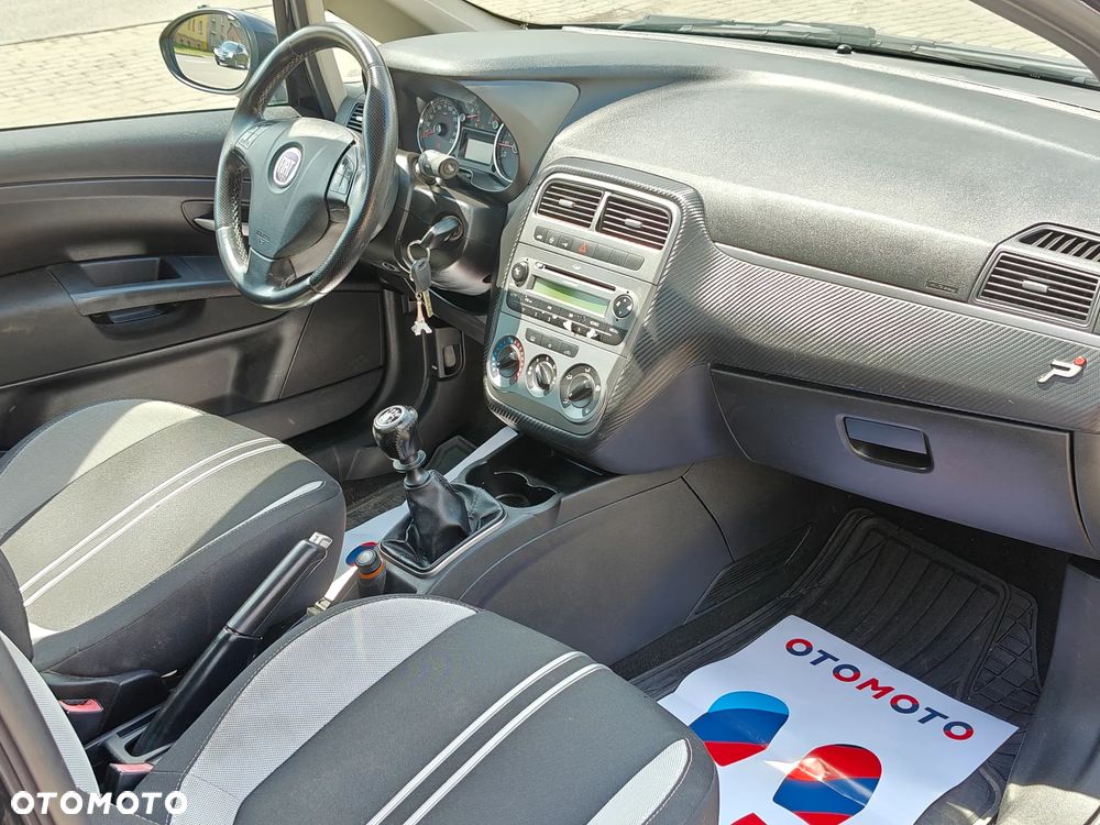 Fiat Linea 1.4 8V Dynamic - 19