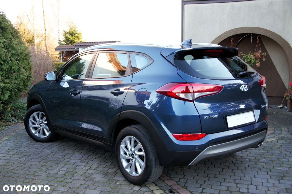 Hyundai Tucson 2.0 CRDI 2WD Style - 22
