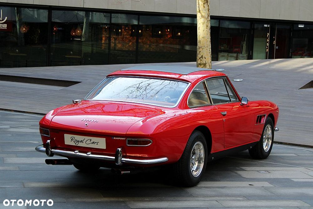 Ferrari 330 - 4
