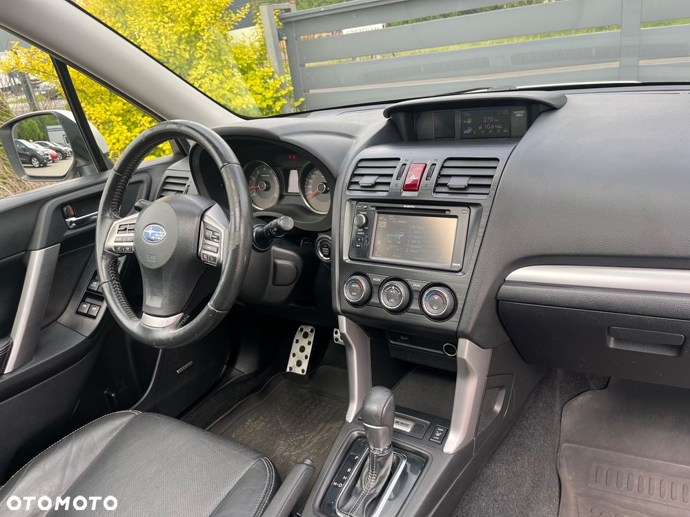 Subaru Forester 2.0XT Platinum Lineartronic EU6 - 28