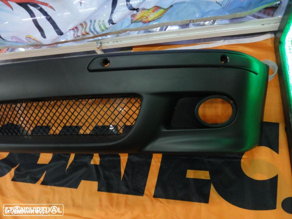 Para-choques Frontal BMW E39 95-03 Limo / Touring Pack M / M5 LOOK em plástico Com furação para sensores PDC e lava faróis - 3