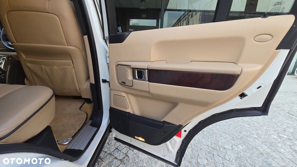 Land Rover Range Rover - 27