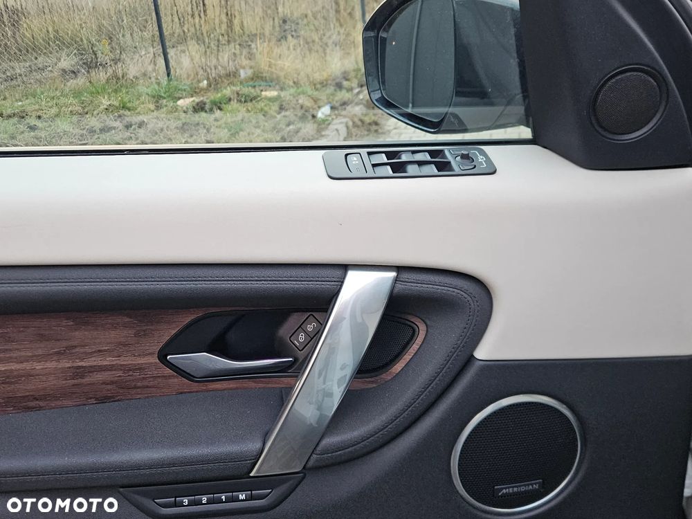 Land Rover Discovery Sport 2.0 D180 HSE - 26