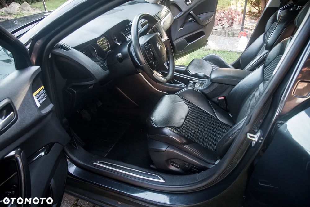 Citroën C5 2.0 HDi Exclusive - 11
