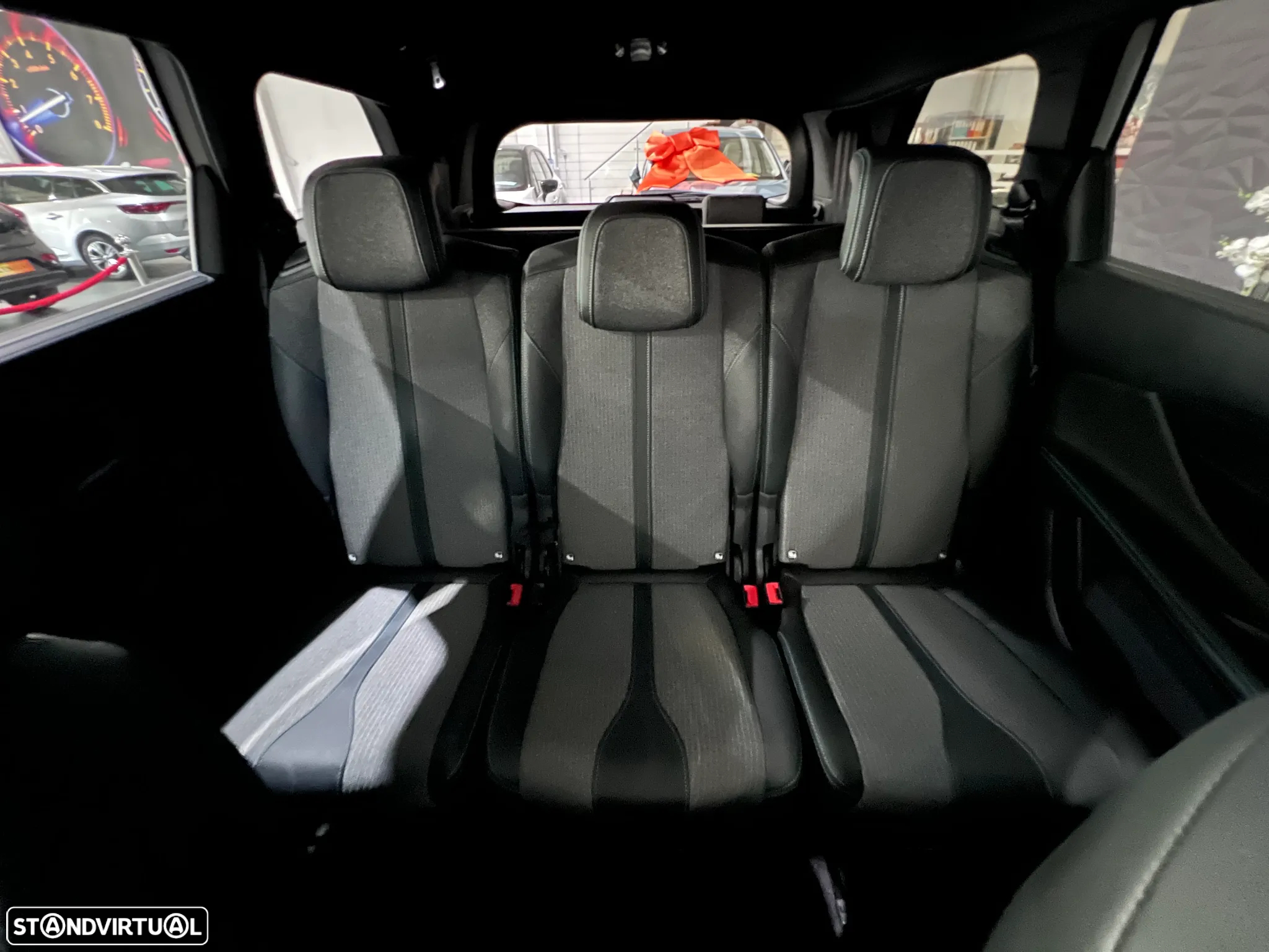 Peugeot 5008 1.5 BlueHDi Allure Pack EAT8 - 7