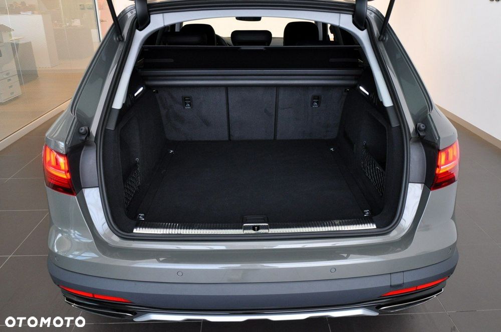 Audi A4 Allroad - 12