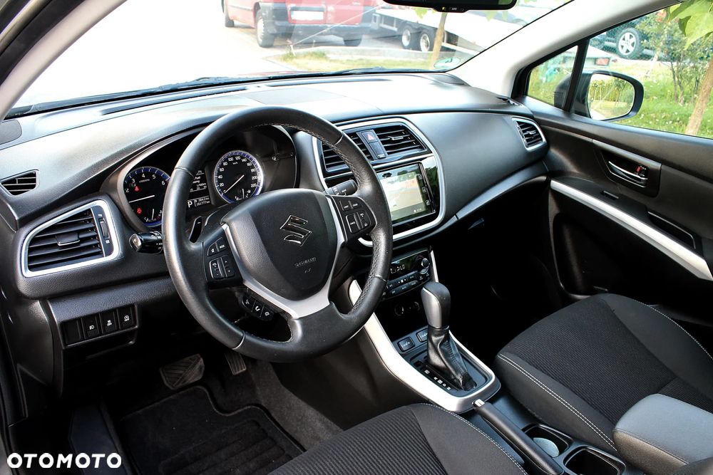 Suzuki SX4 S-Cross 1.0 T Premium - 19