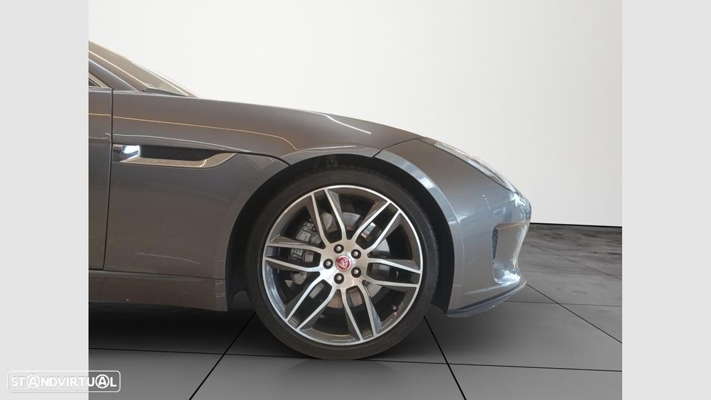 Jaguar F-Type 2.0 i4 R-Dynamic - 8