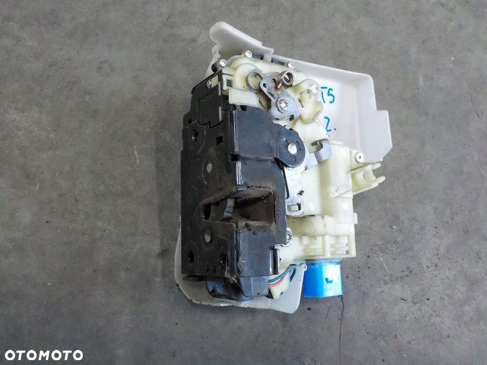 VW T5 ZAMEK LEWY DRZWI LEWYCH KIEROWCY CENTRALNY Z - 1