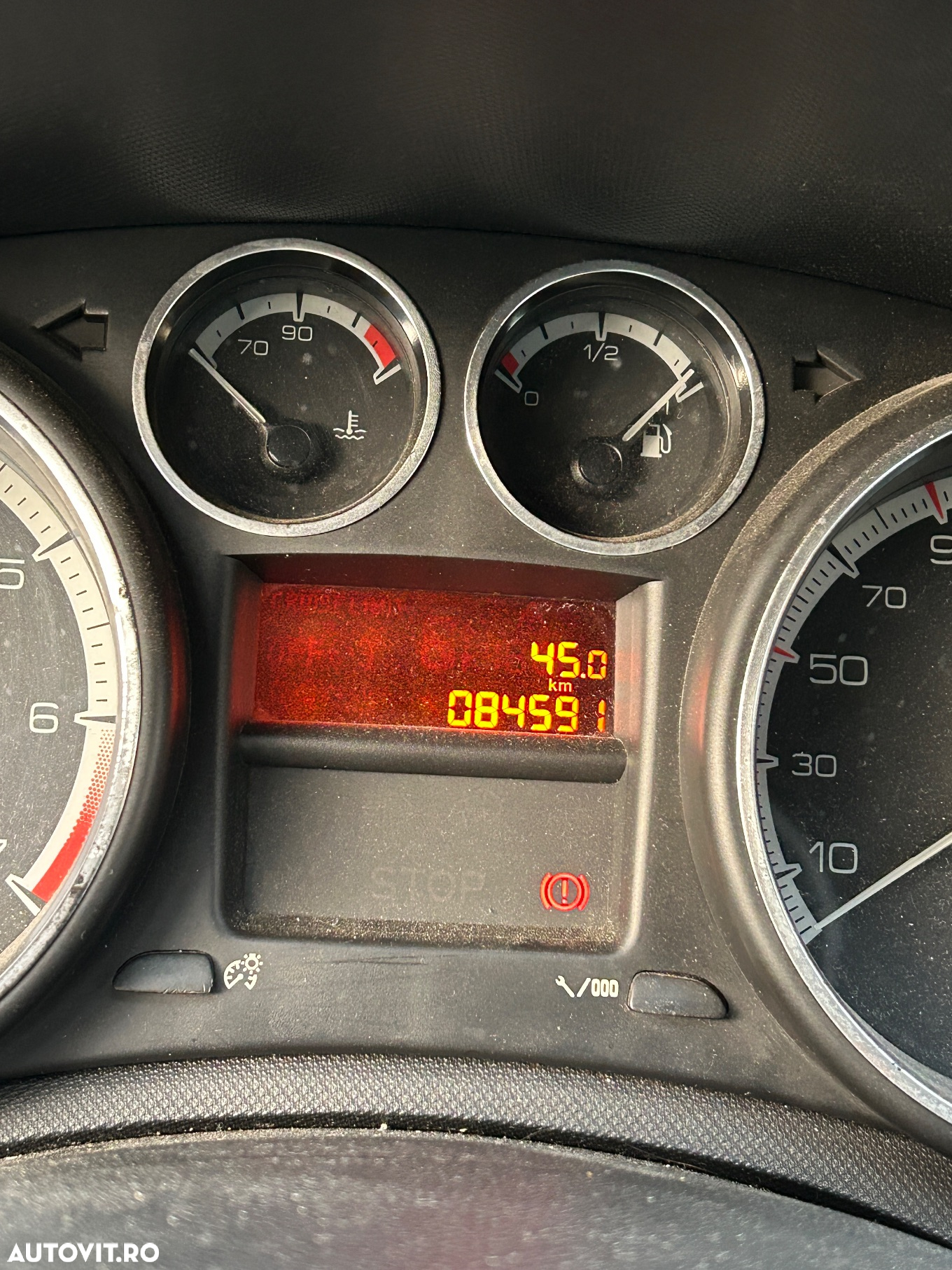 Peugeot 308 1.6E Premium Pack - 6