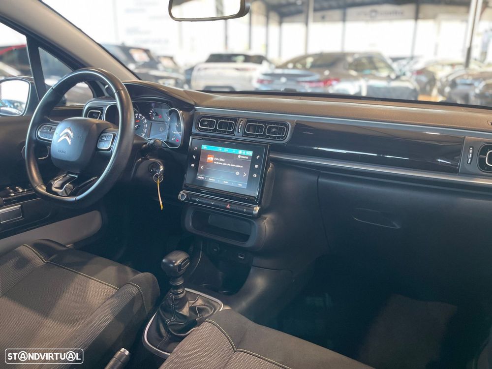 Citroën C3 1.2 PureTech Shine - 24