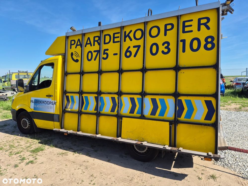 Mercedes-Benz Sprinter 319 - 5