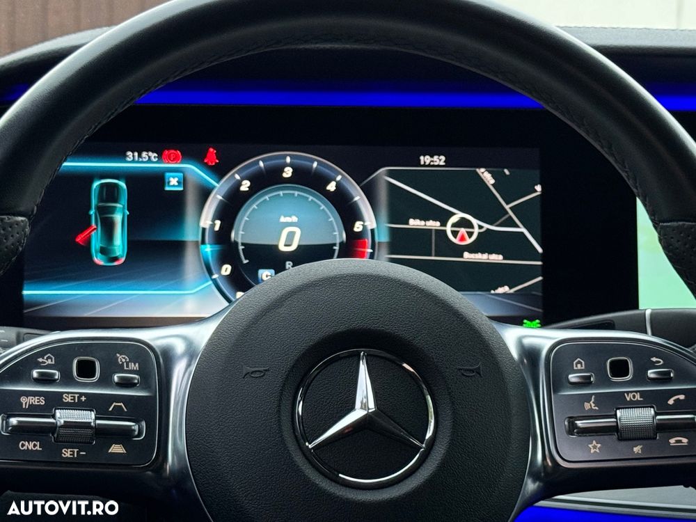 Mercedes-Benz CLS 350 d 4Matic 9G-TRONIC AMG Line - 25