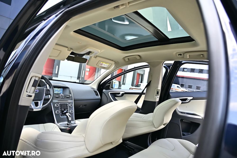 Volvo XC 60 D4 AWD Geartronic Summum - 19