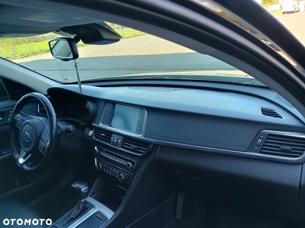 Kia Optima Plug-in Hybrid - 15