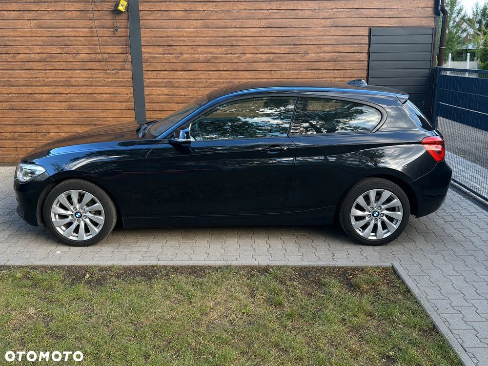 BMW Seria 1 118d Sport Line - 3