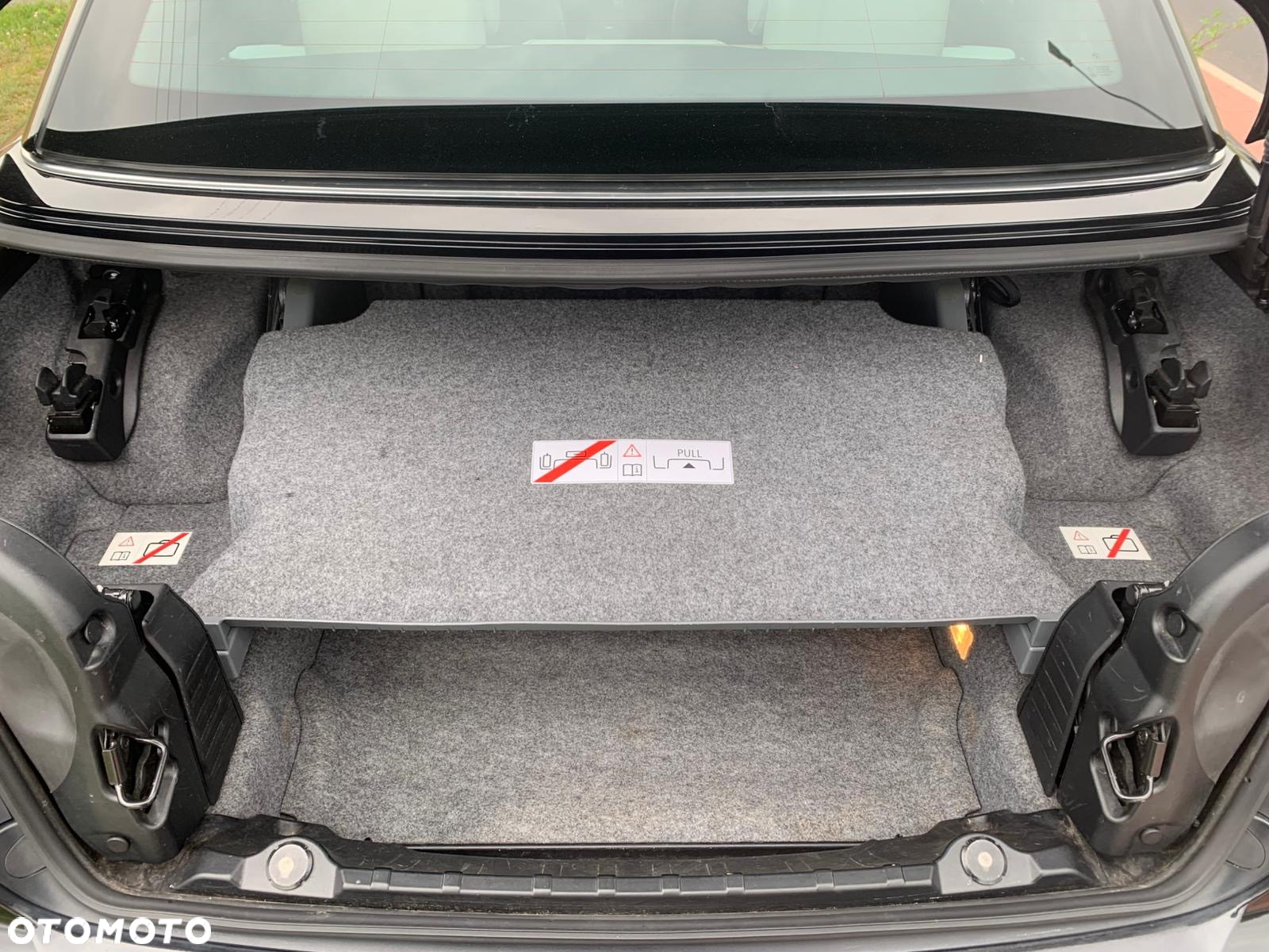 BMW Seria 3 325d DPF Cabrio - 32