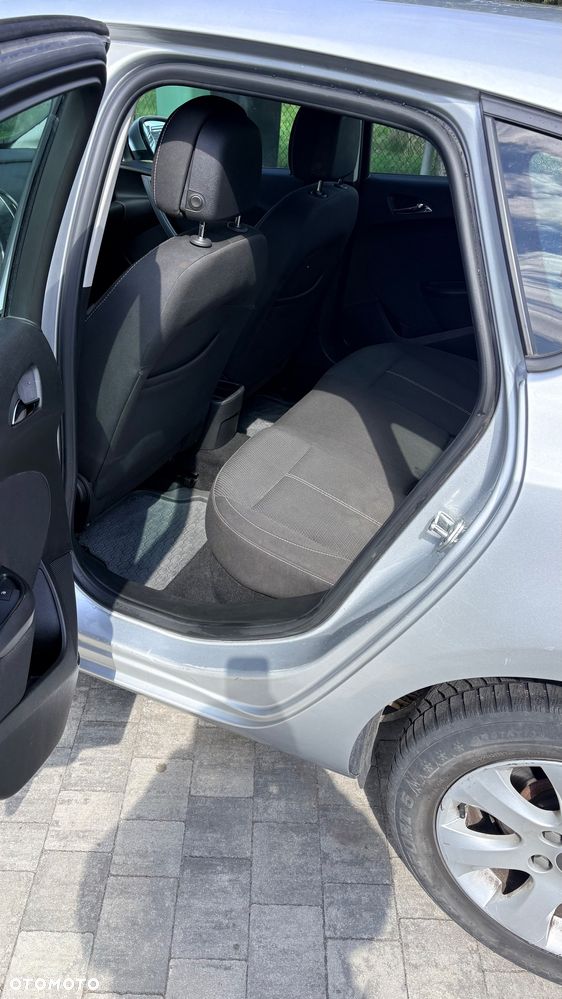 Opel Astra 2.0 CDTI Enjoy - 8