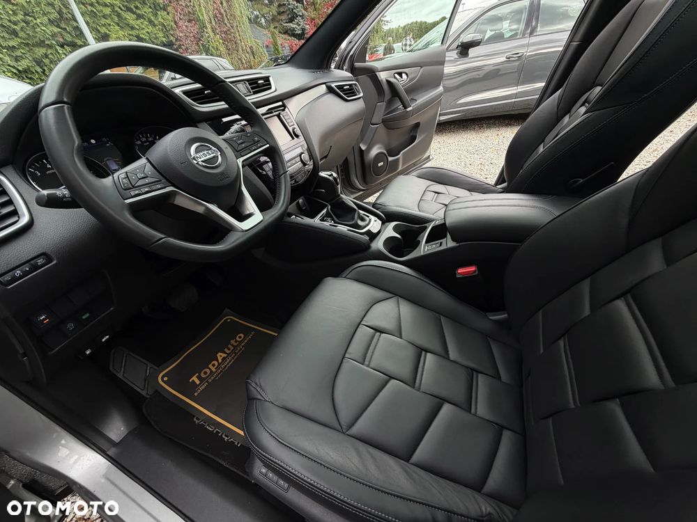 Nissan Qashqai 1.3 DIG-T DCT TEKNA - 18