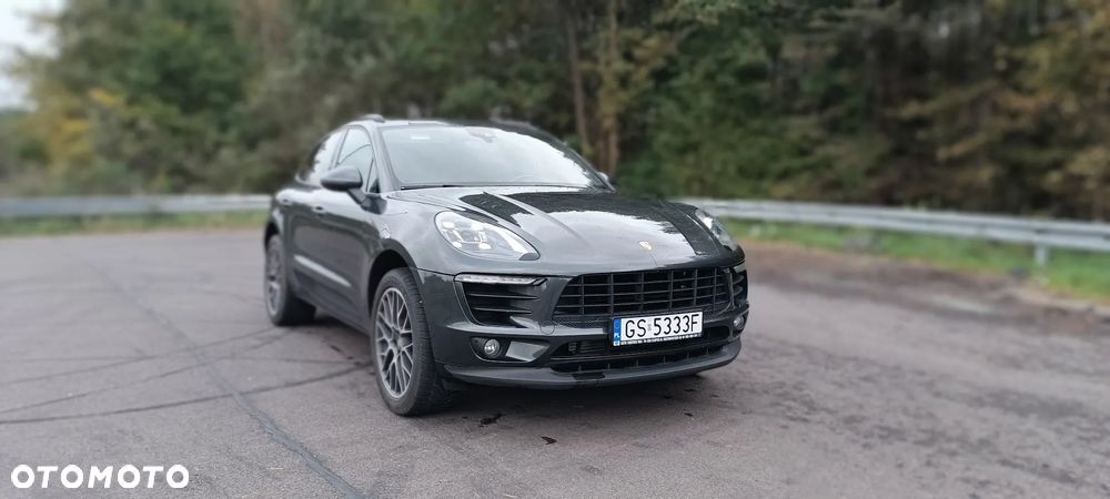 Porsche Macan Standard - 2