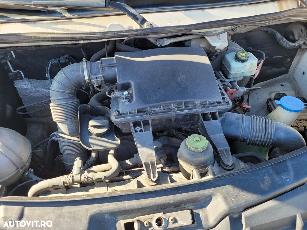 Volkswagen Crafter - 2