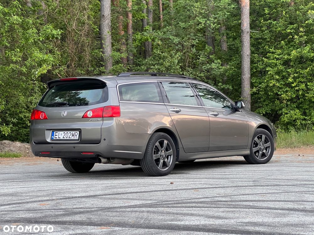 Honda Accord 2.0 Executive - 3