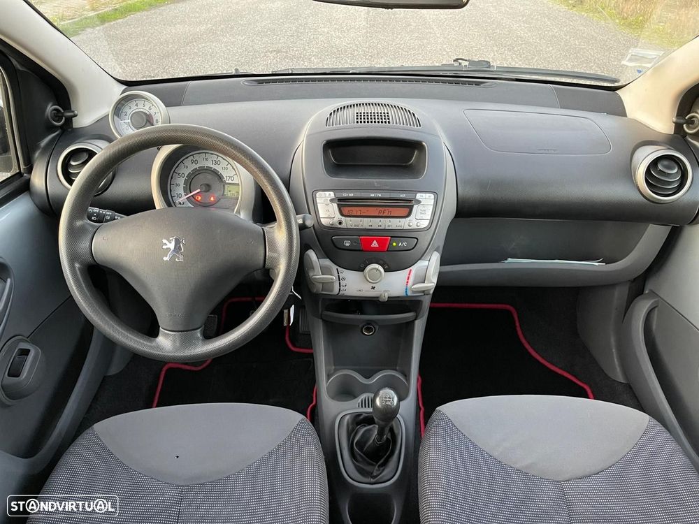 Peugeot 107 1.0 Urban - 7